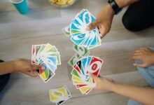 mastering uno shuffle hands