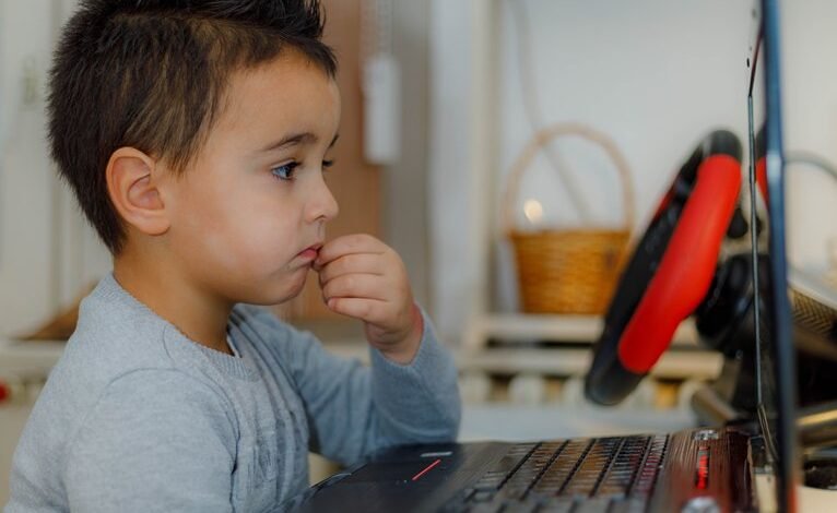 why katericeren gains attention online